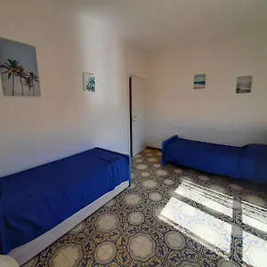 Nel Blu , Marina dʼAndora Italia